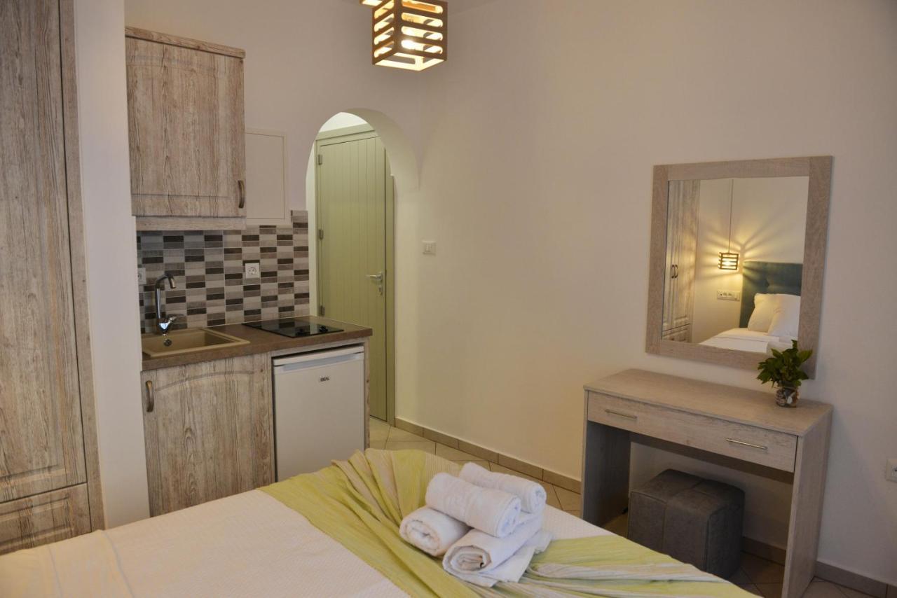 Delfinaki Boutique Apartments Lionas Beach ,Naxos 外观 照片